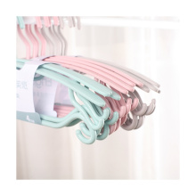 Plastic Hanger Wide Shoulder Multi-purpose Plastic Clothes Hanger